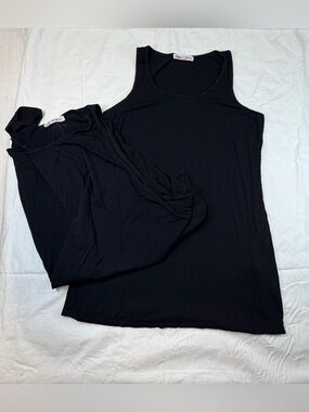 Indigo thread co. Active movement 2 piece black Tank w/ Oversized over tank